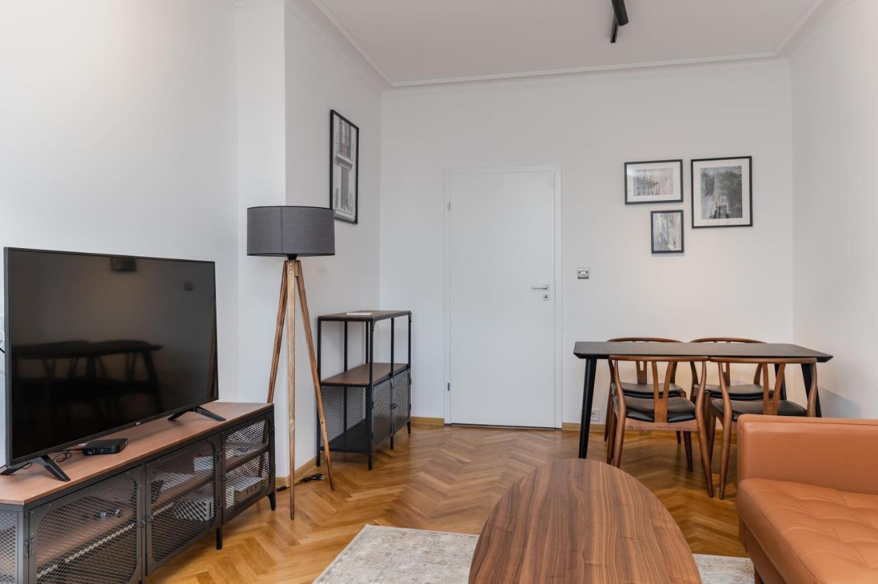 Industrial 2-Bdr Flat By The National Stadium Sofia Bagian luar foto